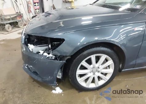 2014 Audi A6 3.0T Premium Plus z USA, uszkodzony, nr VIN WAUFGAFC3EN144324